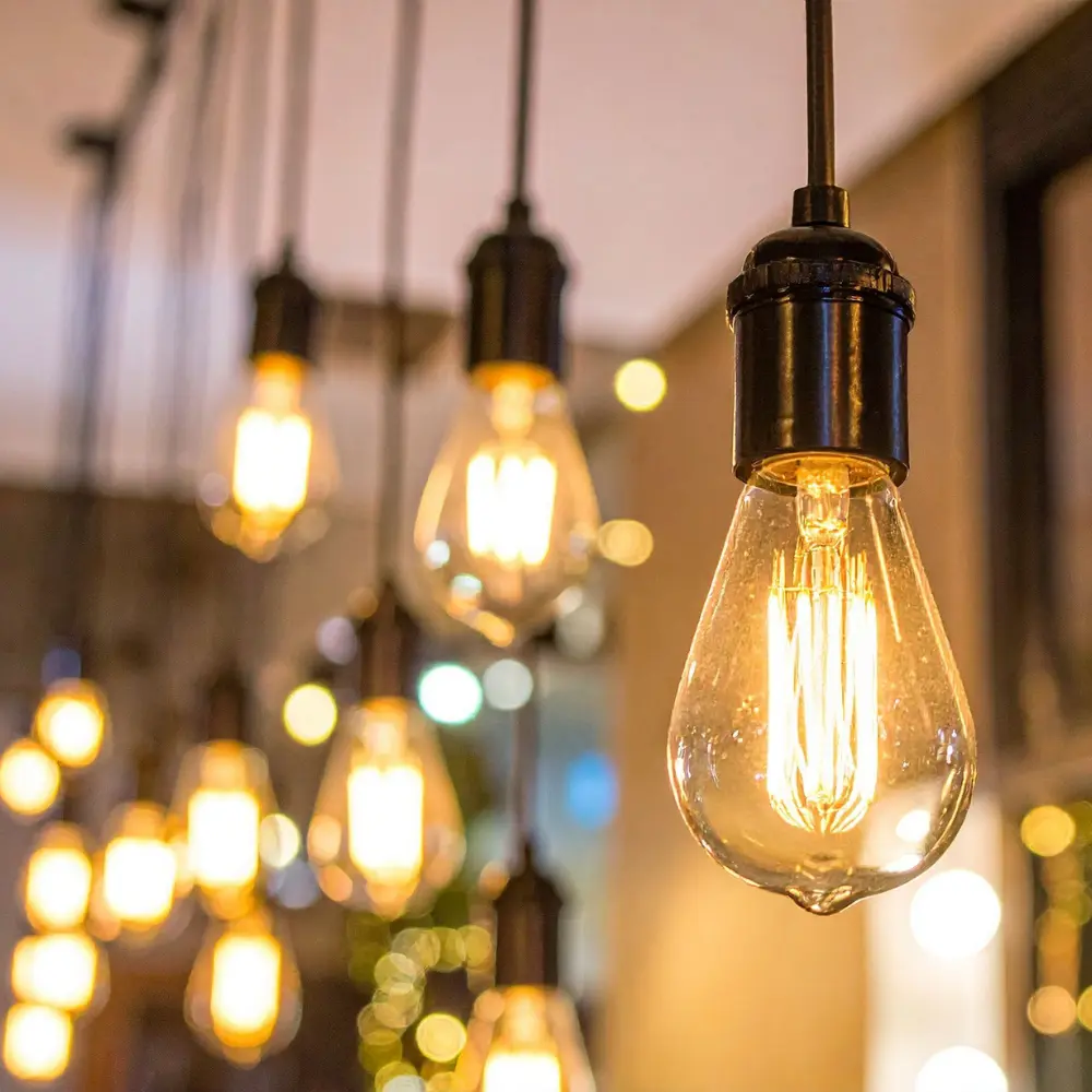 Modern lighting installation